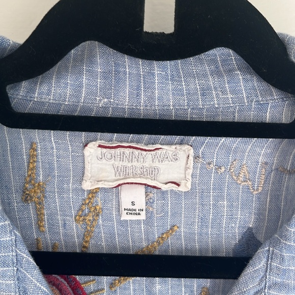 Embroidered Johnny was blue button-down - Picture 4 of 7